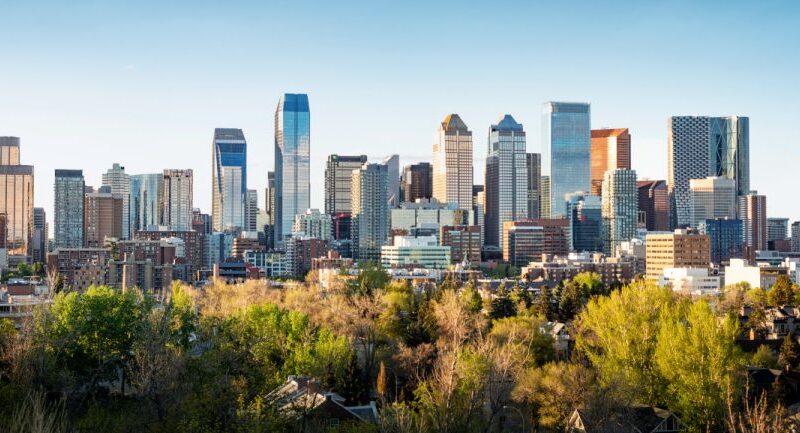 Alberta Online Gambling Market Approves 28 Operators Before July Launch