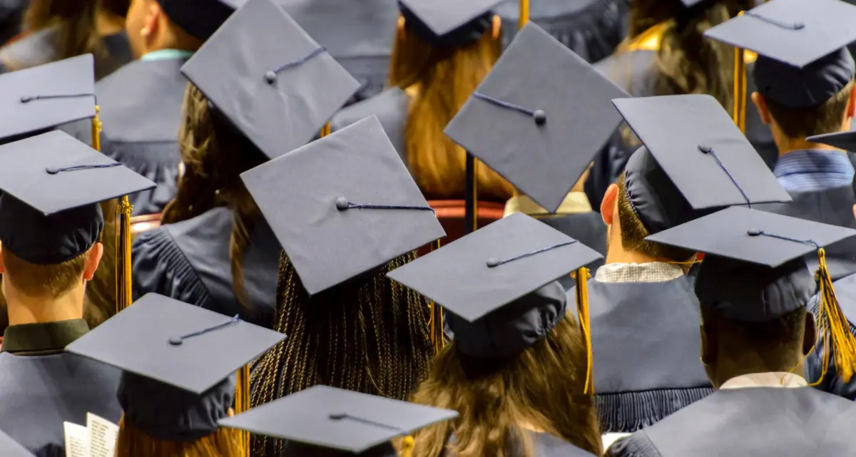 Why Commencement Speakers Should Leave AI Out of 2026