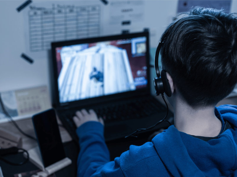 Teen sues Roblox and others over 'addictive' gaming design