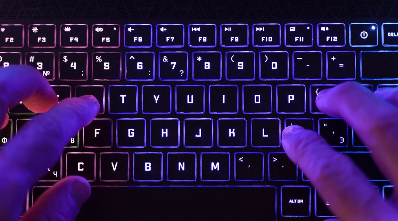 Trojan Exploits Microsoft Phone Link to Steal Passwords